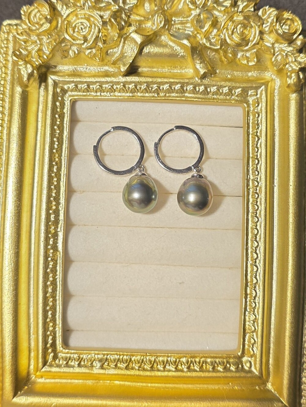 Black Tahition Pearl Drop Hoop Earrings